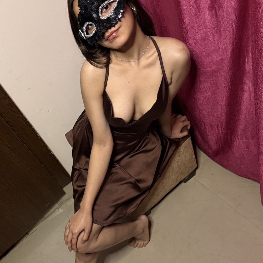 Recent Screen Shot of Hottie_heer