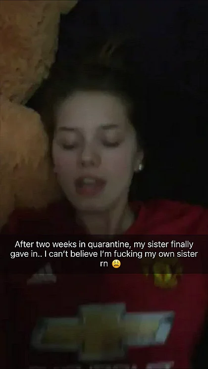 2020 Was Rough... But This Hot Sibling Action Makes Up For It'