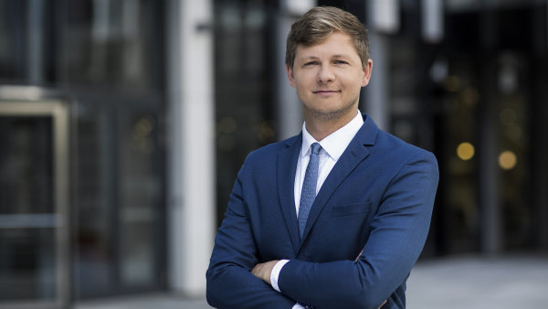 Petr Mucha, senior mana�er v t�mu f�z� a akvizic, EY-Parthenon