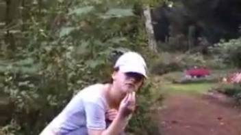Videokaseto kakanje dekleta 18+