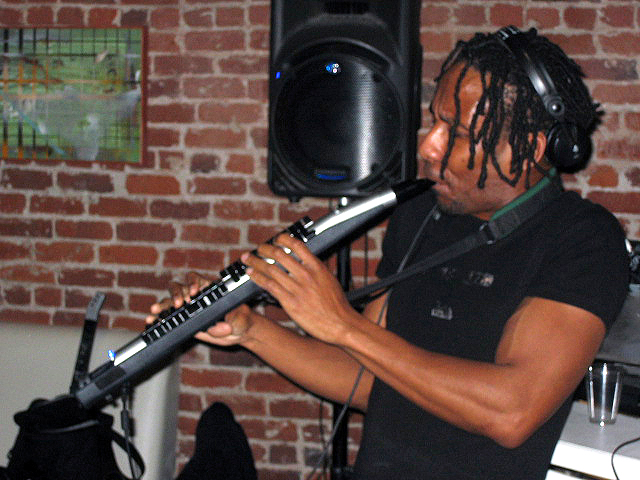 Fil:Onyx The Digital Pied Piper.jpg